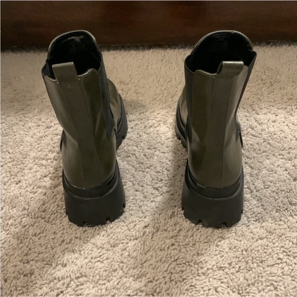 Zara Boot - Picture 6 of 9